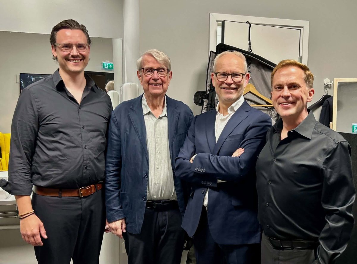 3 blide dirigenter; Pål Soknes, Odd Terje Lysebo, Bjørn Sagstad og Philip Hannevik